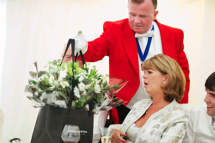 Wedding Toastmaster presents gifts